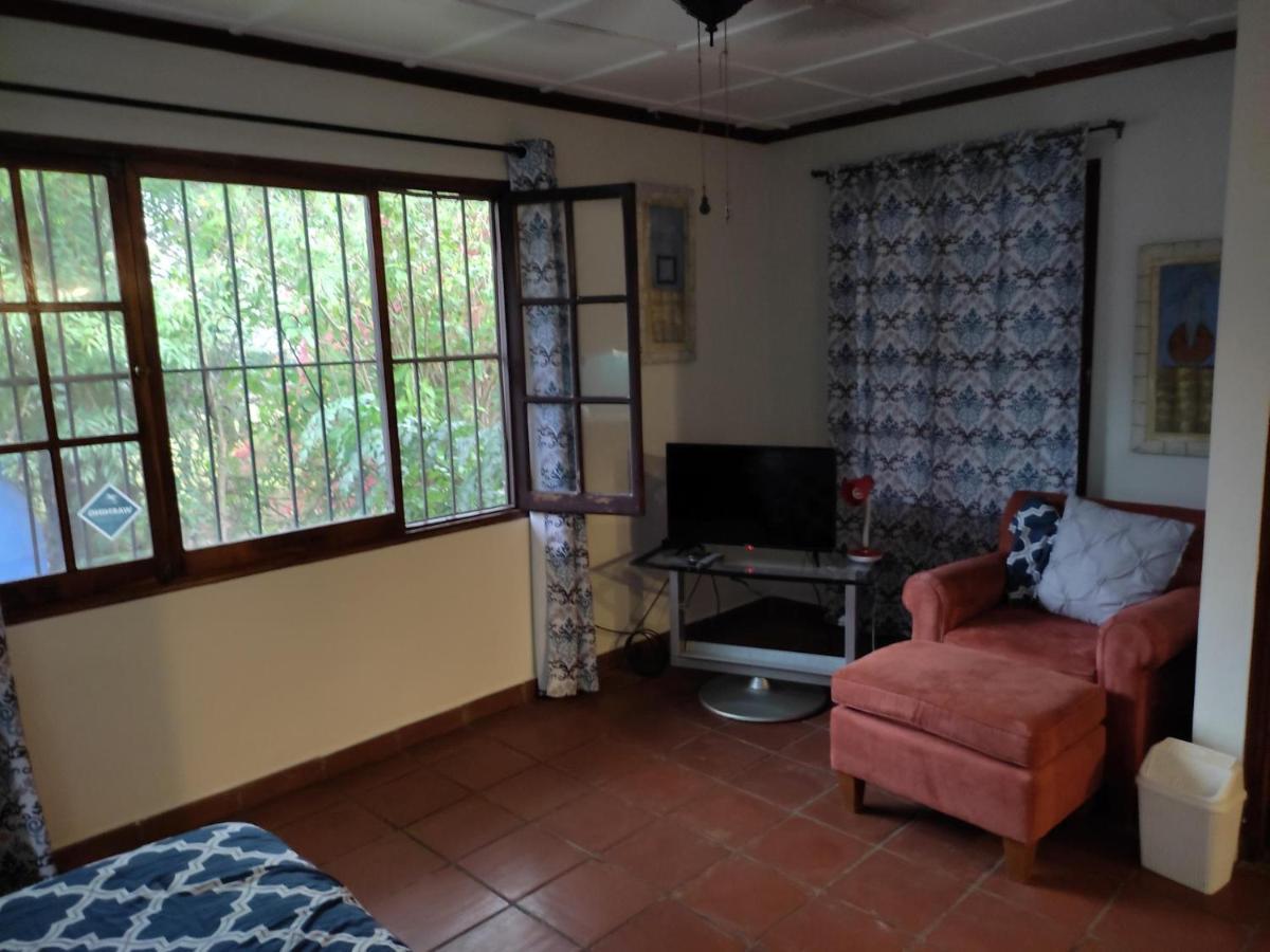 La Jungla Experience Lodgings - Vacation Home And Apartment Букет Екстериор снимка